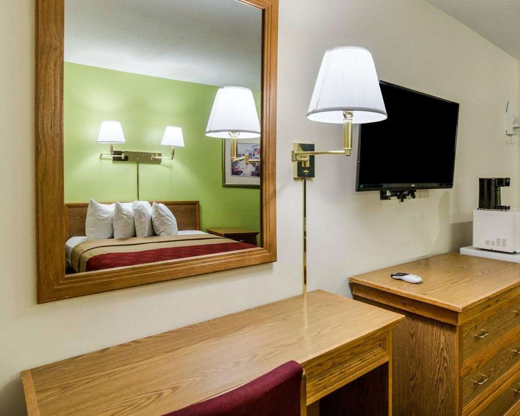 Econo Lodge University Lawrence Cameră foto